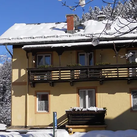 Apartman Haus Emma *